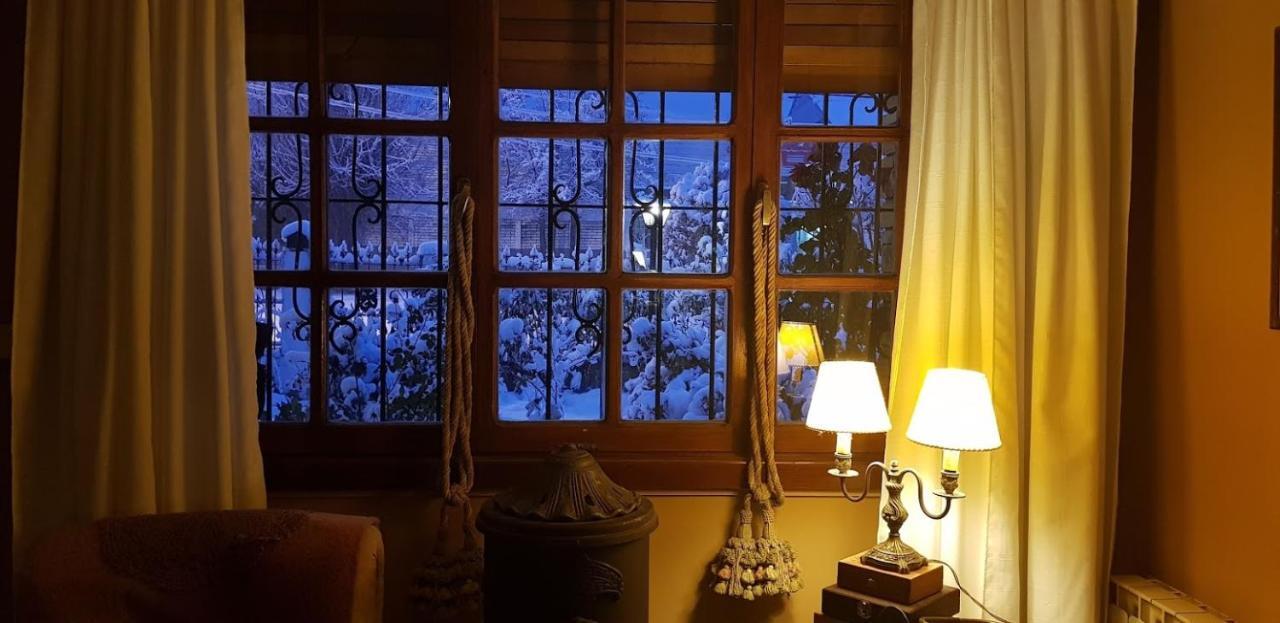سان كارلوس دي باريلوتشي Citizen Kane Lodge - Hospedaje Gourmet المظهر الخارجي الصورة
